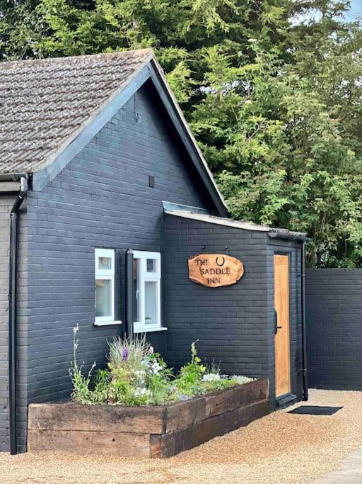 The Saddle Inn, Snetterton Circuit Норвич Экстерьер фото