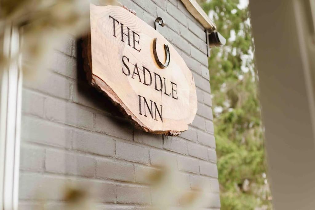 The Saddle Inn, Snetterton Circuit Норвич Экстерьер фото