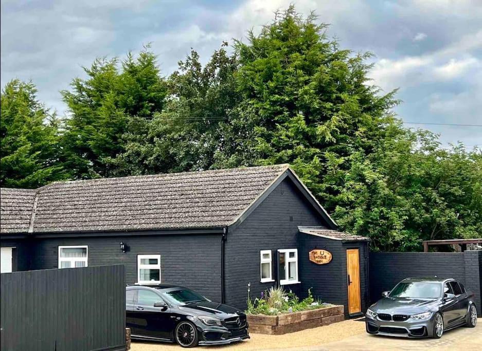 The Saddle Inn, Snetterton Circuit Норвич Экстерьер фото